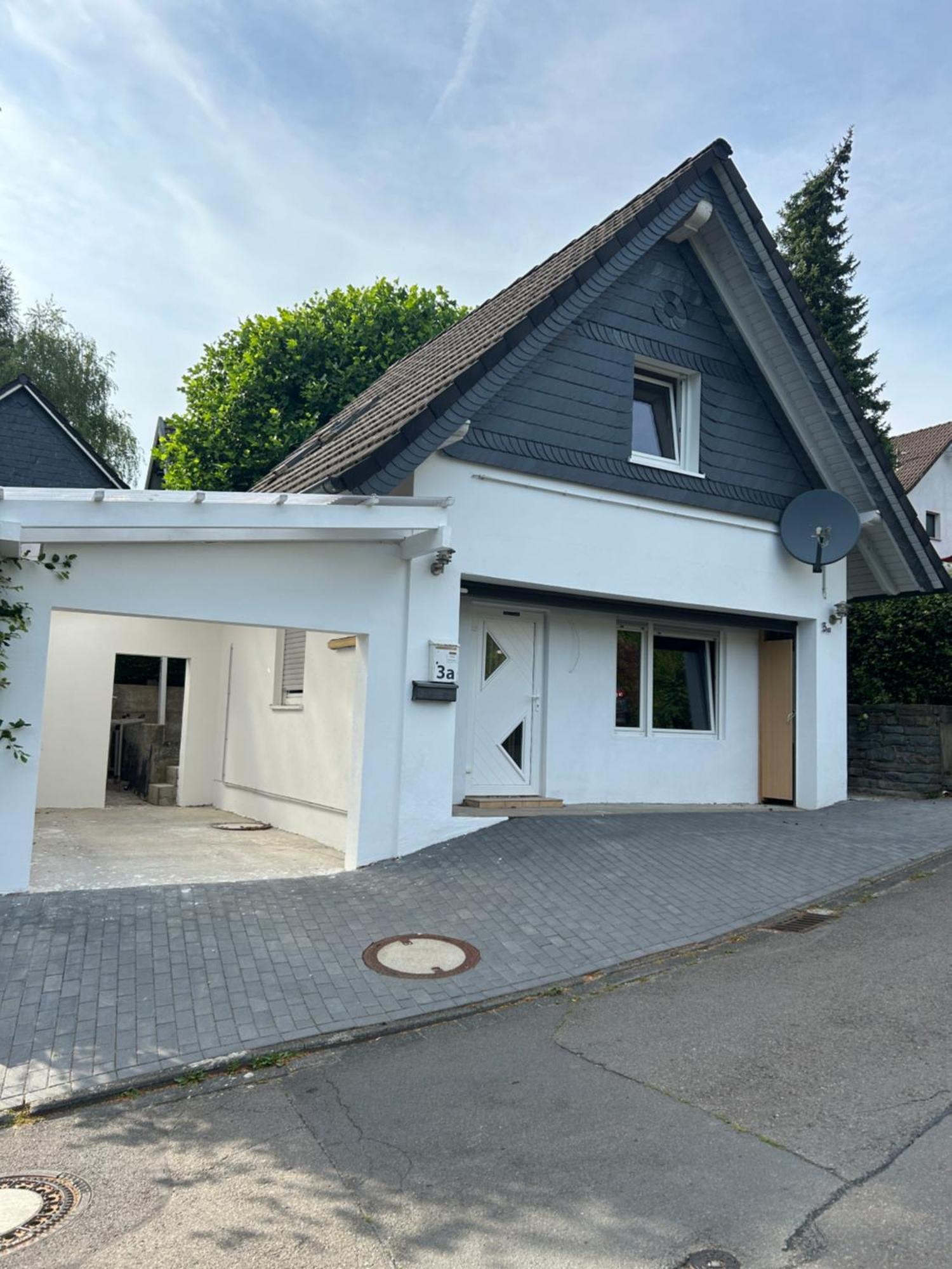 Charmanter Rueckzugsort Parkplatz Kueche Eigener Eingang Numbrecht Bagian luar foto